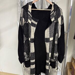 Vertigo Paris Black and Cream Cardigan